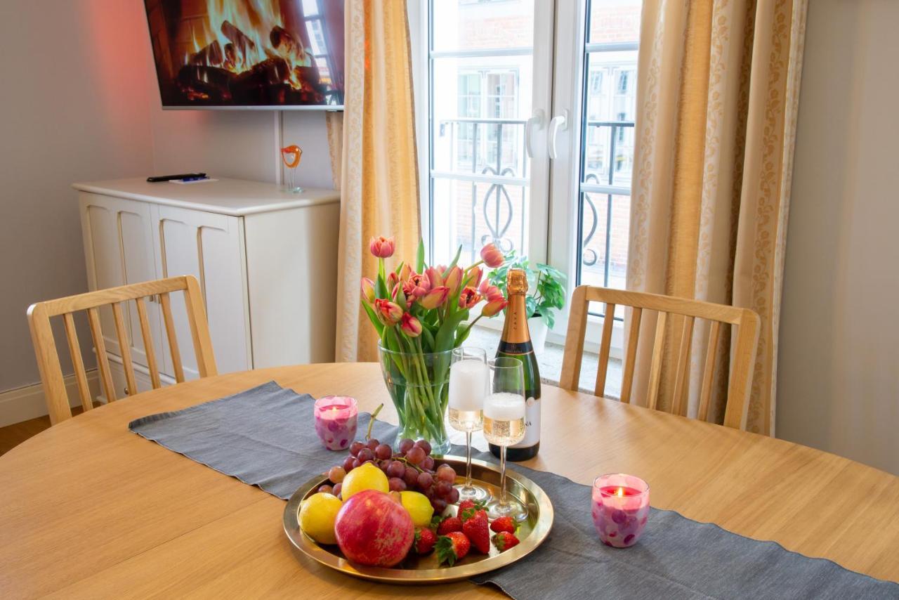 Maya'S Flats & Resorts - Staromiejski Apartments غدانسك المظهر الخارجي الصورة